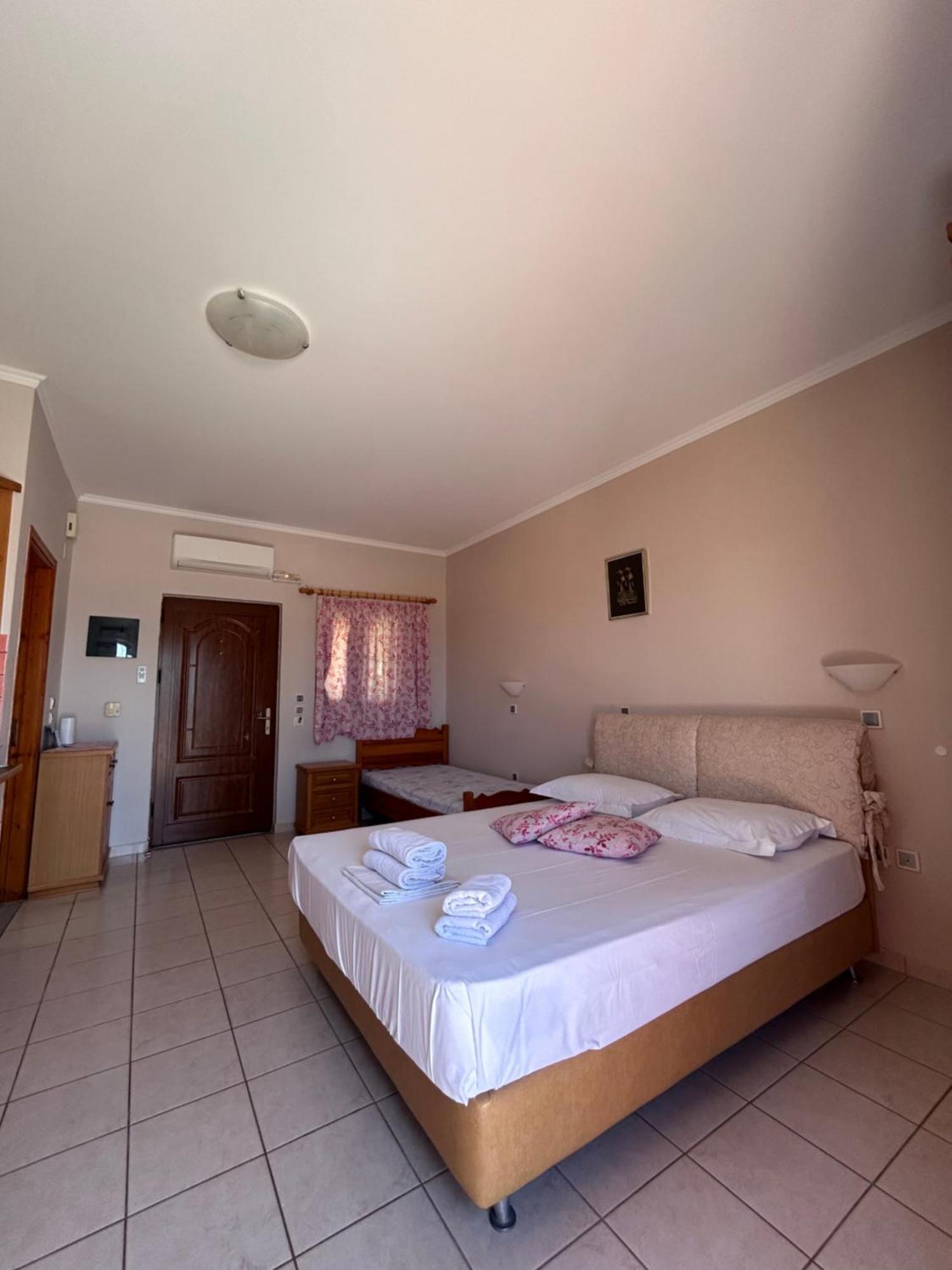 Dimitra Apartment *